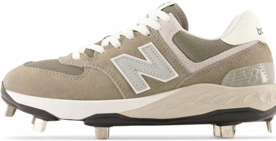 New Balance Women's Fresh Foam 574 Low Metal Softball Cleats - Grey Medium - Lightweight Athletic Shoes for Women