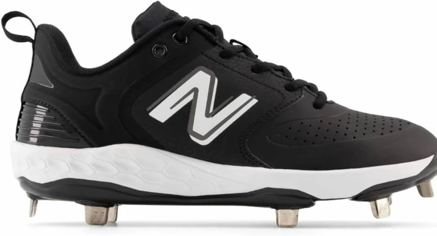 New Balance Women's Fresh Foam Velo V3 Softball Cleats for Comfort & Performance