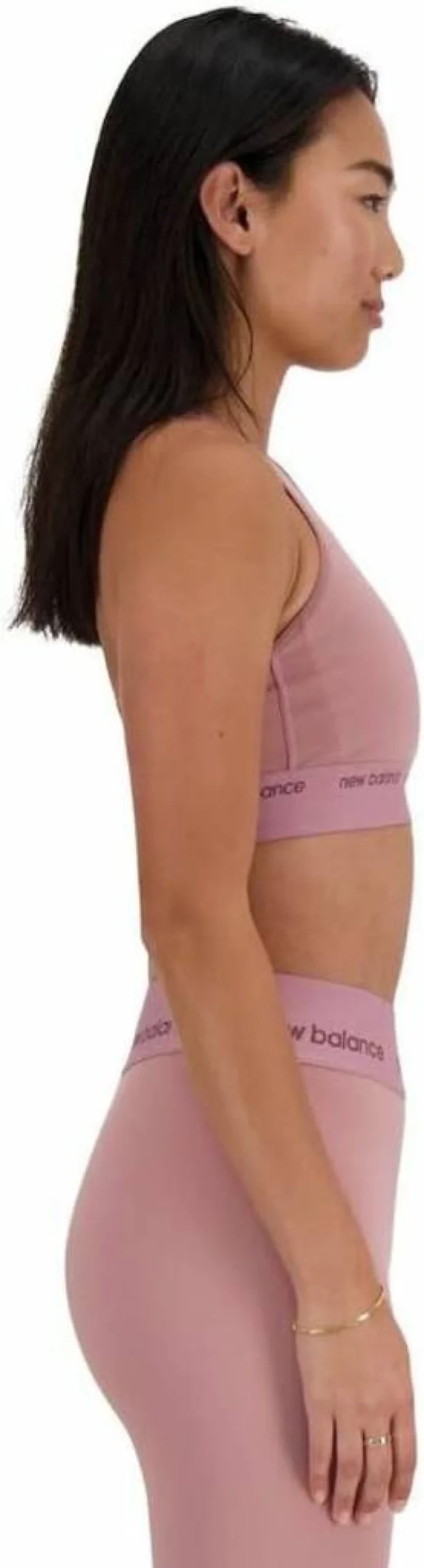 New Balance Women's Medium Support Sleek Sports Bra for Active Workouts