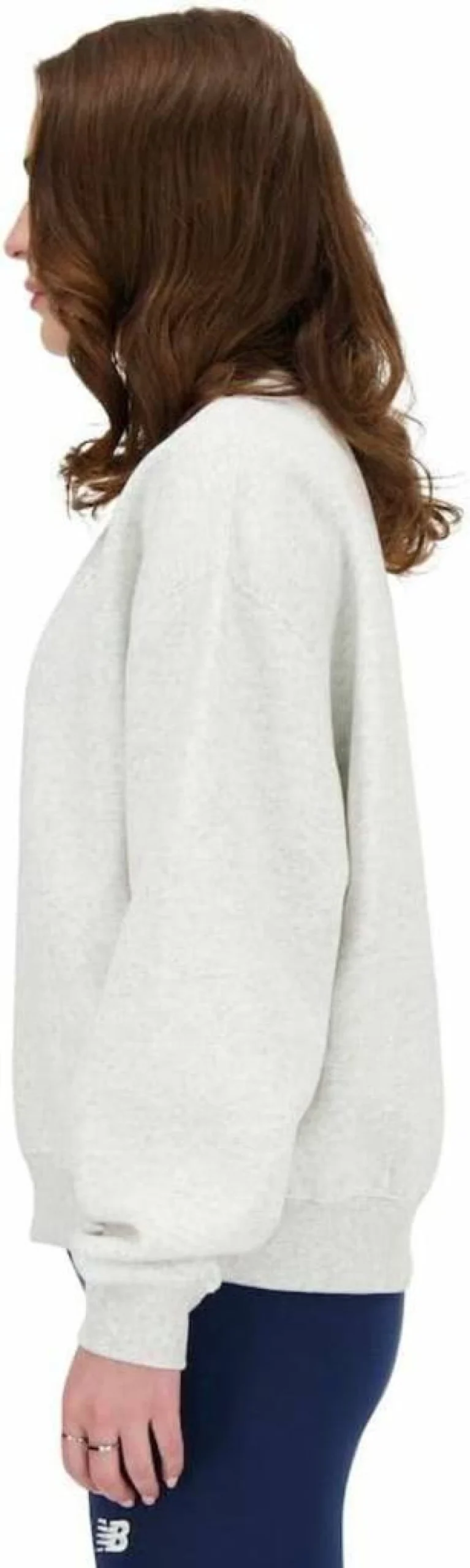 New Balance Women's Essential Fleece Crewneck Sweatshirt - Sporty Comfort & Style