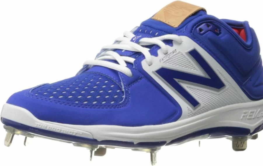New Balance M3000V3 Metal Cleat Baseball Shoes for Men - Lightweight Performance Turf Trainers