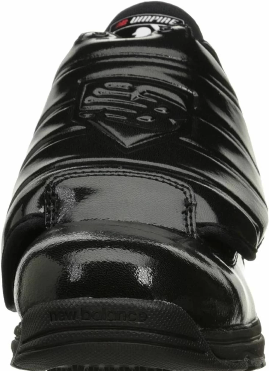 New Balance Men's Umpire Baseball Cleats for Training & Games - Lightweight & Durable