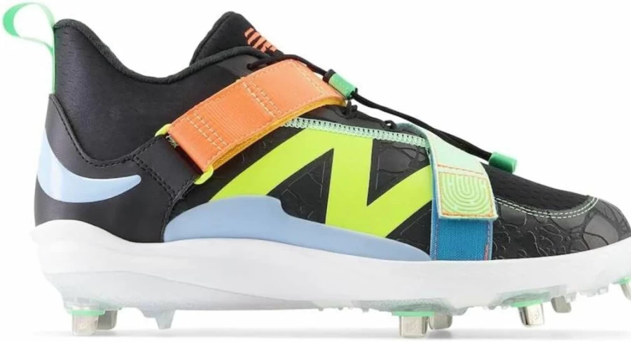 New Balance Men's FuelCell Lindor V2 Metal Baseball Cleats for Enhanced Traction & Performance